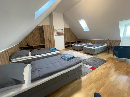 Postel nebo postele na pokoji v ubytování Apartmán O18 - Kleč