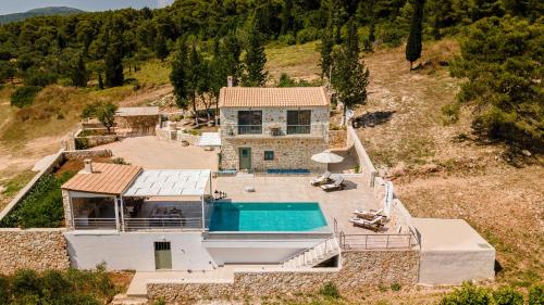 Misovounous Natural Park Villa by "elite"