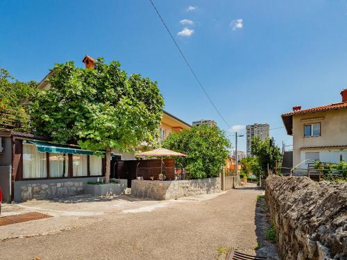 Studio Apartment ''Kalina'' 550 m from sea