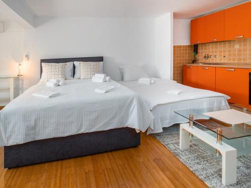 Studio Apartment ''Kalina'' 550 m from sea