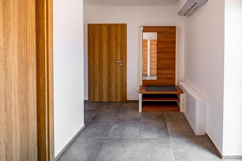Una cama o camas en una habitación de U Katalpy