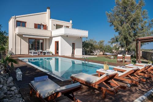 Πισίνα στο ή κοντά στο Villa Magia