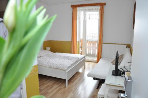 Gloriett Panzió 9493 Fertőboz, Fő utca 11. kép - 3
