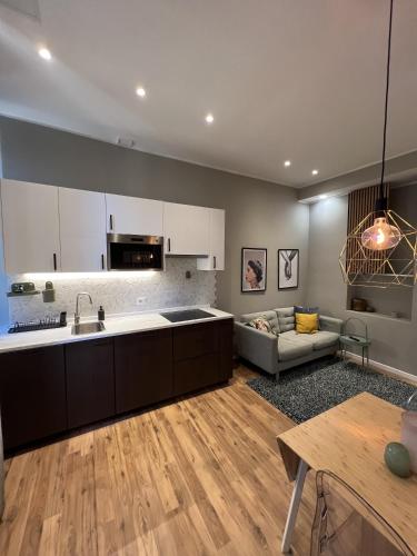 2M Apartments The NoLo Suite Urban and Bright