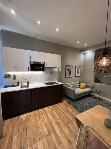 2M Apartments The NoLo Suite Urban and Bright