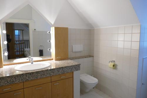 Traumhafte Maisonnette mit Kamin