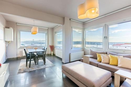 Gallery image of Stylish Apartment with Bosphorus View in Besiktas in Istanbul