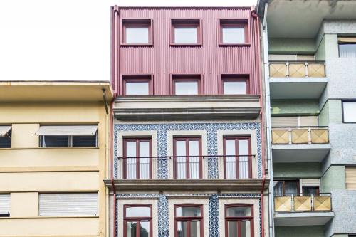Nomads Lux - 1BDR Charming Top Floor Porto