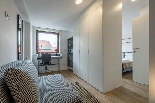 Nomads Lux - 1BDR Charming Top Floor Porto
