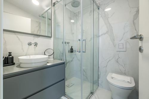 Nomads Lux - 1BDR Charming Top Floor Porto