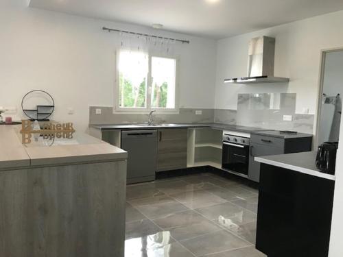 Photo de la galerie de l'établissement VILLA DES PINS, à Cazaubon