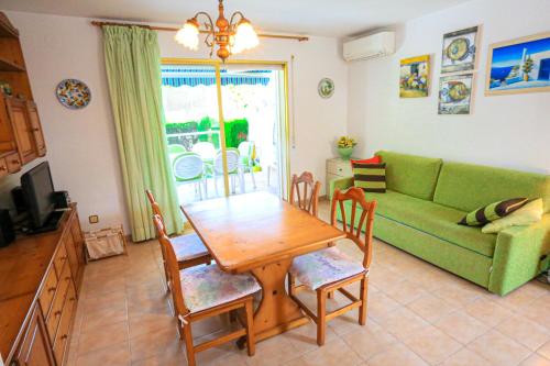 LITORAL COSTA DORADA - MERCE Only families
