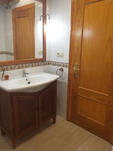 Koupelna v ubytování Apartamento con pequeño jardín en el centro