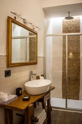 Splendid Room Suites photo 11
