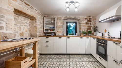 Villa Francesca by Villas Holiday