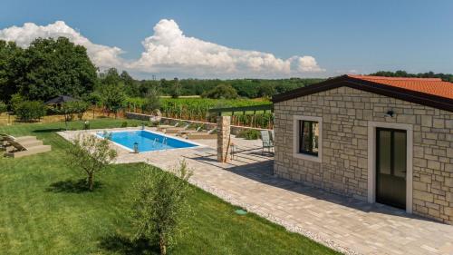 Villa Francesca by Villas Holiday