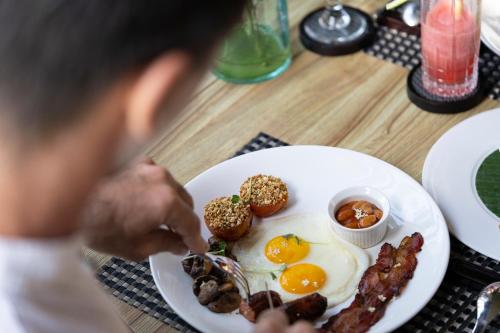 Đồ ăn tại/gần biệt thự