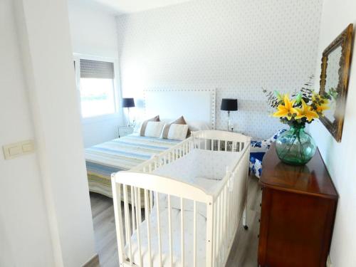 Postel nebo postele na pokoji v ubytování Chalet de diseño moderno en Sanxenxo