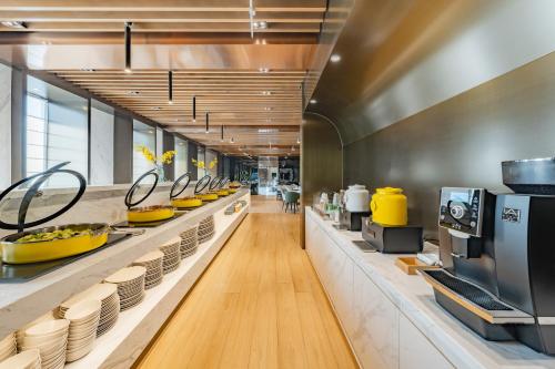 Tiện nghi pha trà/cà phê tại Shanghai Pudong Caolu Atour Hotel