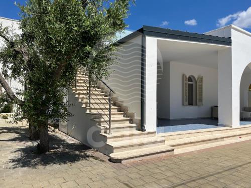 Το κτήριο όπου στεγάζεται  η παραθεριστική κατοικία
