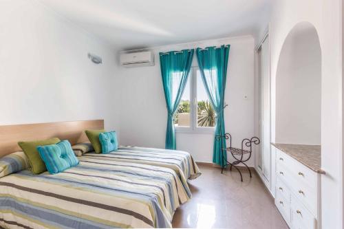 Postel nebo postele na pokoji v ubytování Villa Las Brisas 86