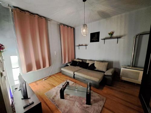 Calm Home Budapest 1137 Budapest, 26 Szent István körút kép - 3