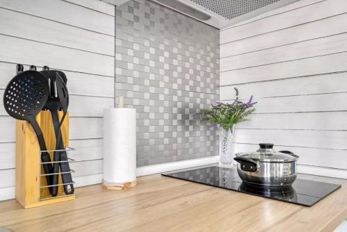 Kuchyň nebo kuchyňský kout v ubytování Umihouse apartamentos centro Alicante