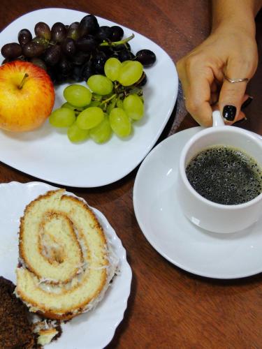 Makanan di atau berdekatan hotel