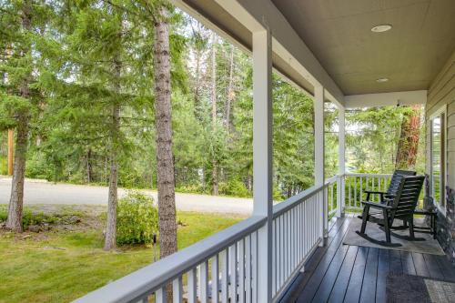 Jardin de l'établissement Crystal Bay Home with Fireplace Near Ski Resorts