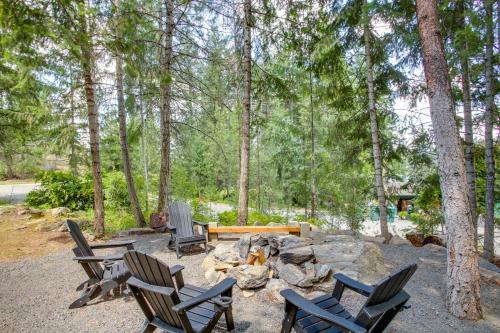 Jardin de l'établissement Crystal Bay Home with Fireplace Near Ski Resorts