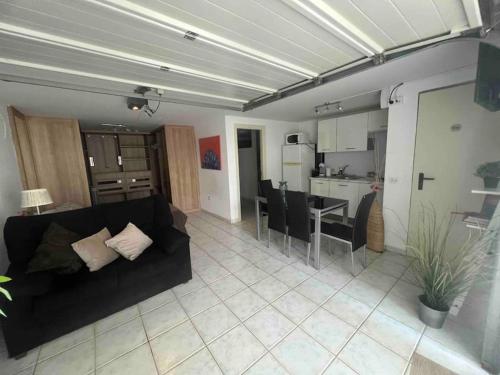 LOFT Surf & Playa El Medano con WIFI Luminoso Ideal con Mascotas