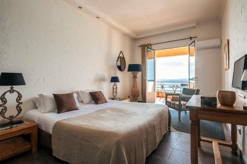 Gallery image of Surplage Hôtel Cavalière in Le Lavandou