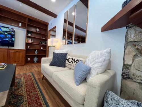 Villa La Reforma - Newly Designed 4BR HOUSE & POOL in Los Angeles by Topanga photo 26