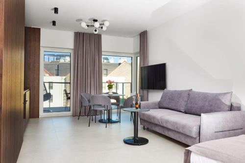 Posezení v ubytování Apartament E10 w Nautica Resort nad jeziorem w Giżycku