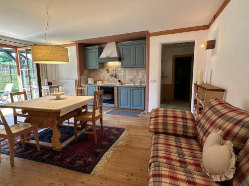 Η κουζίνα ή μικρή κουζίνα στο CHALET D'ERT