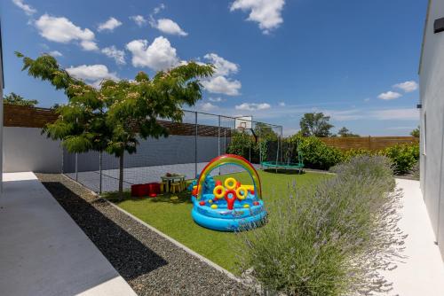 Villa O