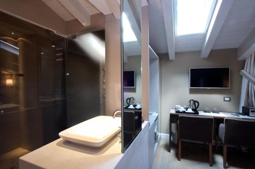 Μια τηλεόραση ή/και κέντρο ψυχαγωγίας στο Fuori Porta House