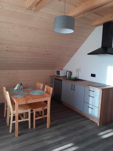 Dapur atau dapur kecil di Agroturystyka Jagodowa Róża - Maria Farganus