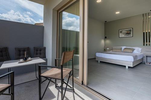 Anemoni Suites