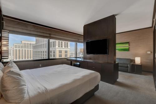 TV a/nebo společenská místnost v ubytování Vdara Hotel & Spa