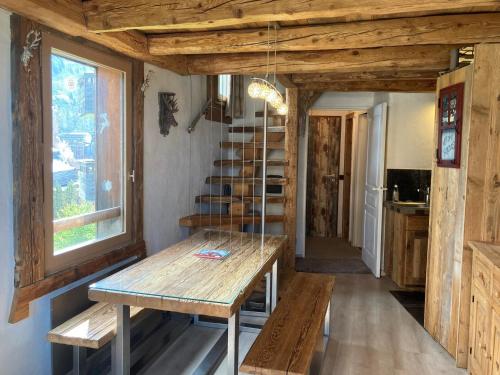 Duplex 3 chambres, style montagnard, 6 pers.