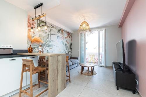 Photo de la galerie de l'établissement Ravissant 2 pièces 4 couchages à quelques pas des plages et commerces, à Antibes