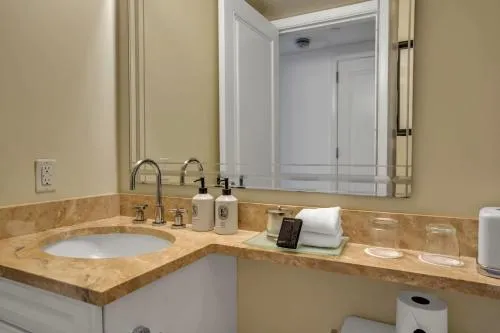 2 Bedroom OR King Studio Suites Four Seasons Hotel Miami Free Wi-Fi & Free Parking photo 123