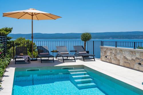 Villa Dattero -private Pool, Jacuzzi, Sauna, Media room