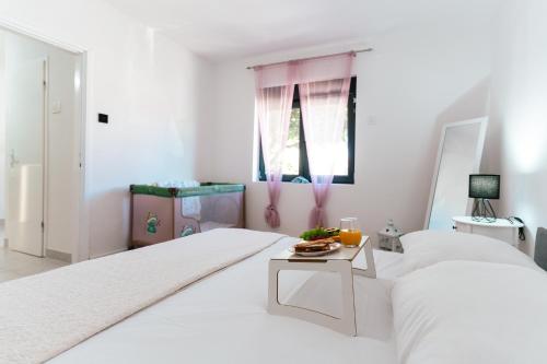 Postel nebo postele na pokoji v ubytování Dinara View Apartment-Knin