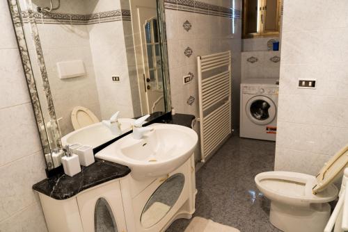 a bathroom with a sink and a toilet at Belvedere in Tagliacozzo