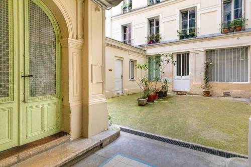 Lovely apartment in the heart of Paris