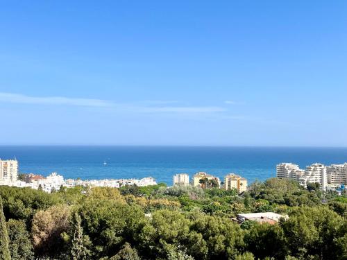 Cozy central studio near the beach