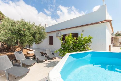 Villa Briguglio Front Beach - Happy Rentals