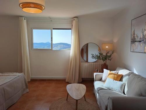 Postel nebo postele na pokoji v ubytování Hostal Mirall Rural